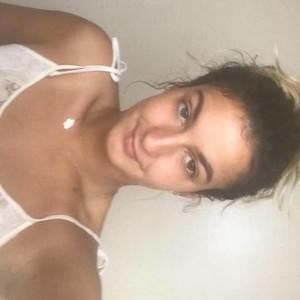 Meet your Posher, Stefanie